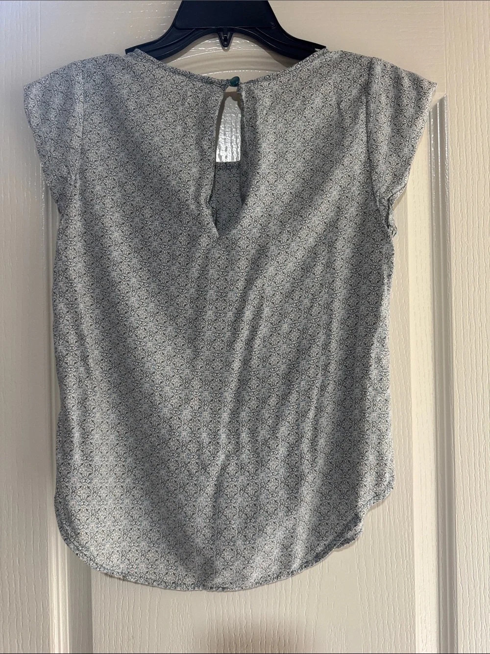 Kenar Gray Printed Cap Sleeve Blouse - Picture 3 of 6